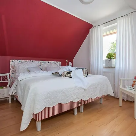 Nyaraló Haus Am Meer, Romantische 5-sterne Doppelhaushaelfte Fuer 4 Personen In *