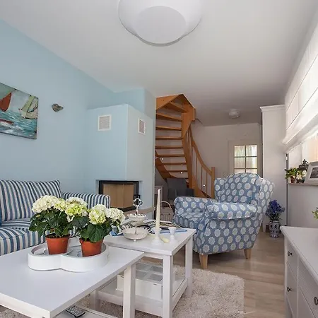 Haus Am Meer, Romantische 5-sterne Doppelhaushaelfte Fuer 4 Personen In Nyaraló