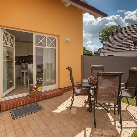 Nyaraló Haus Am Meer, Romantische 5-sterne Doppelhaushaelfte Fuer 4 Personen In *